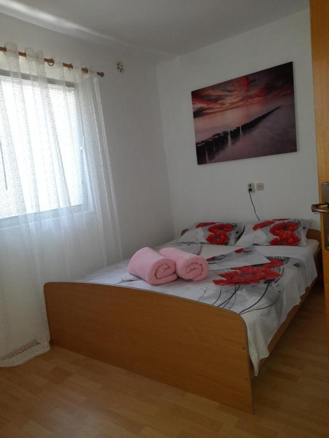 Apartmani Plesa Vir Esterno foto