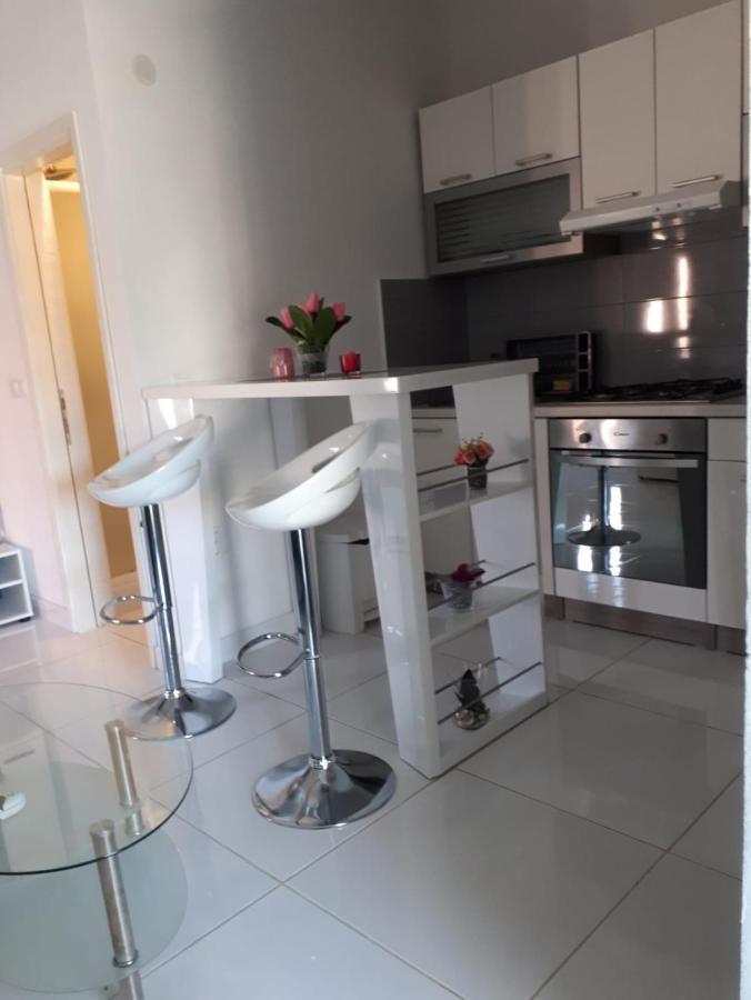 Apartmani Plesa Vir Esterno foto