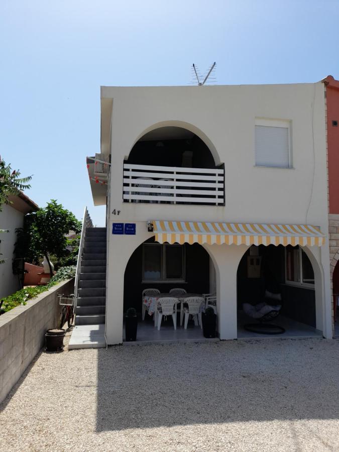 Apartmani Plesa Vir Esterno foto